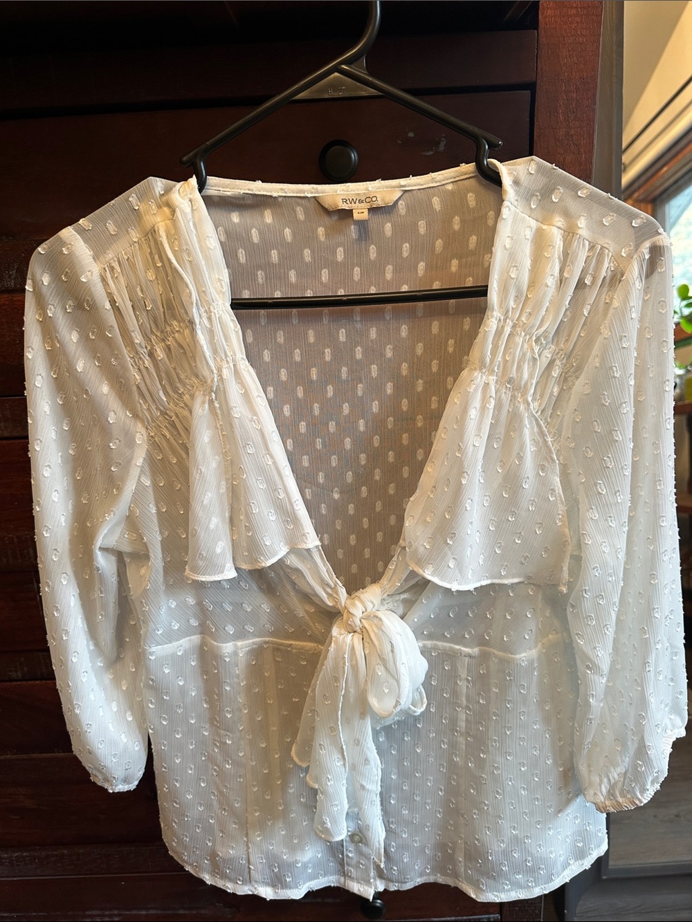 RW&CO. White Swiss Dot Tie-Front Peasant Blouse